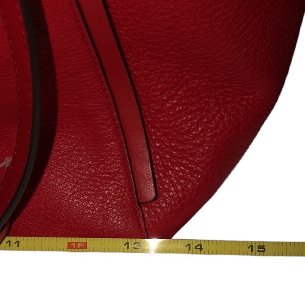 Micheal Kors large red leather shoulder bag outside pockets, 2 handles - Picture 11 of 15